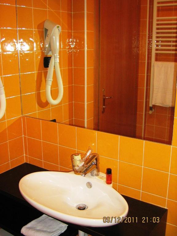 Hotel Mosca Monza Quarto foto